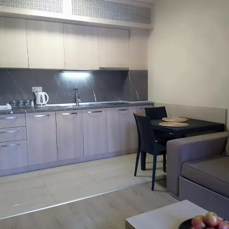 Golden Sands Hotel Apartman