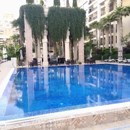 Lejlighedshotel Golden Sands Hotel *